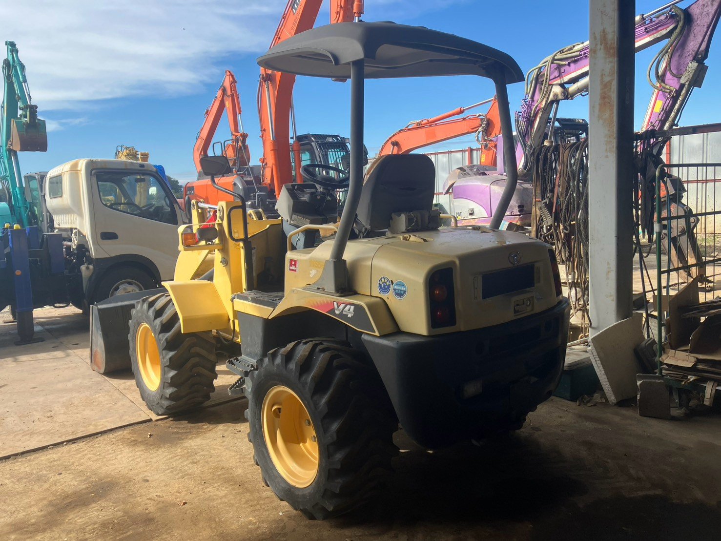 中古 ヤンマー V4-6 2