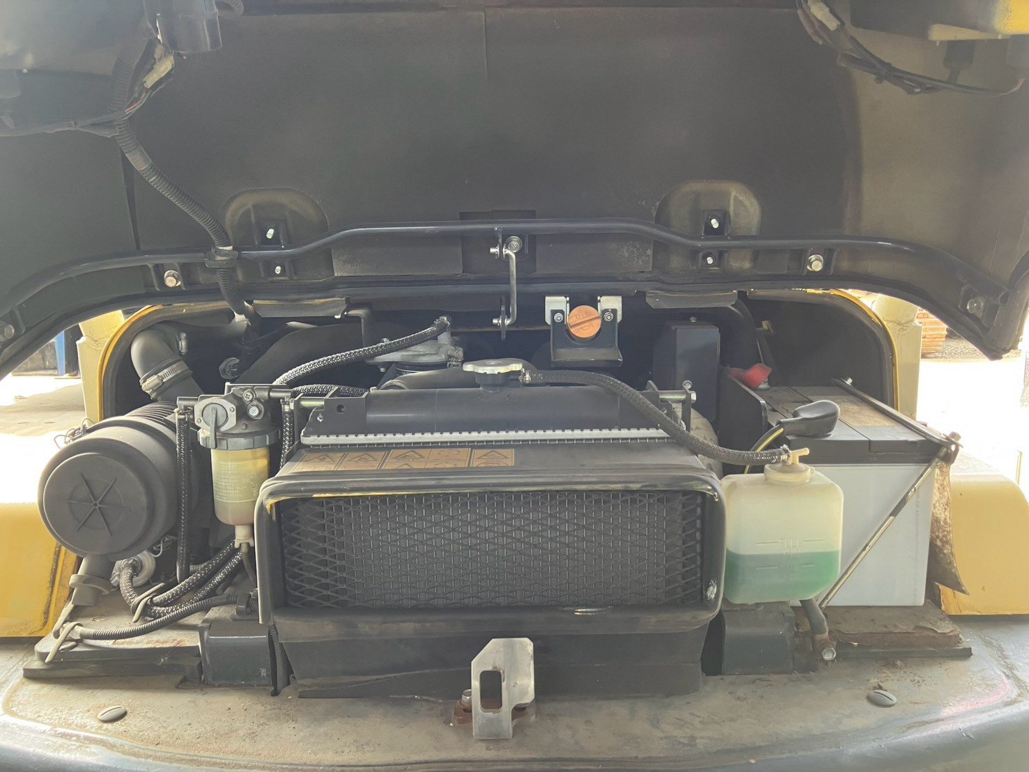中古 ヤンマー V4-6 16