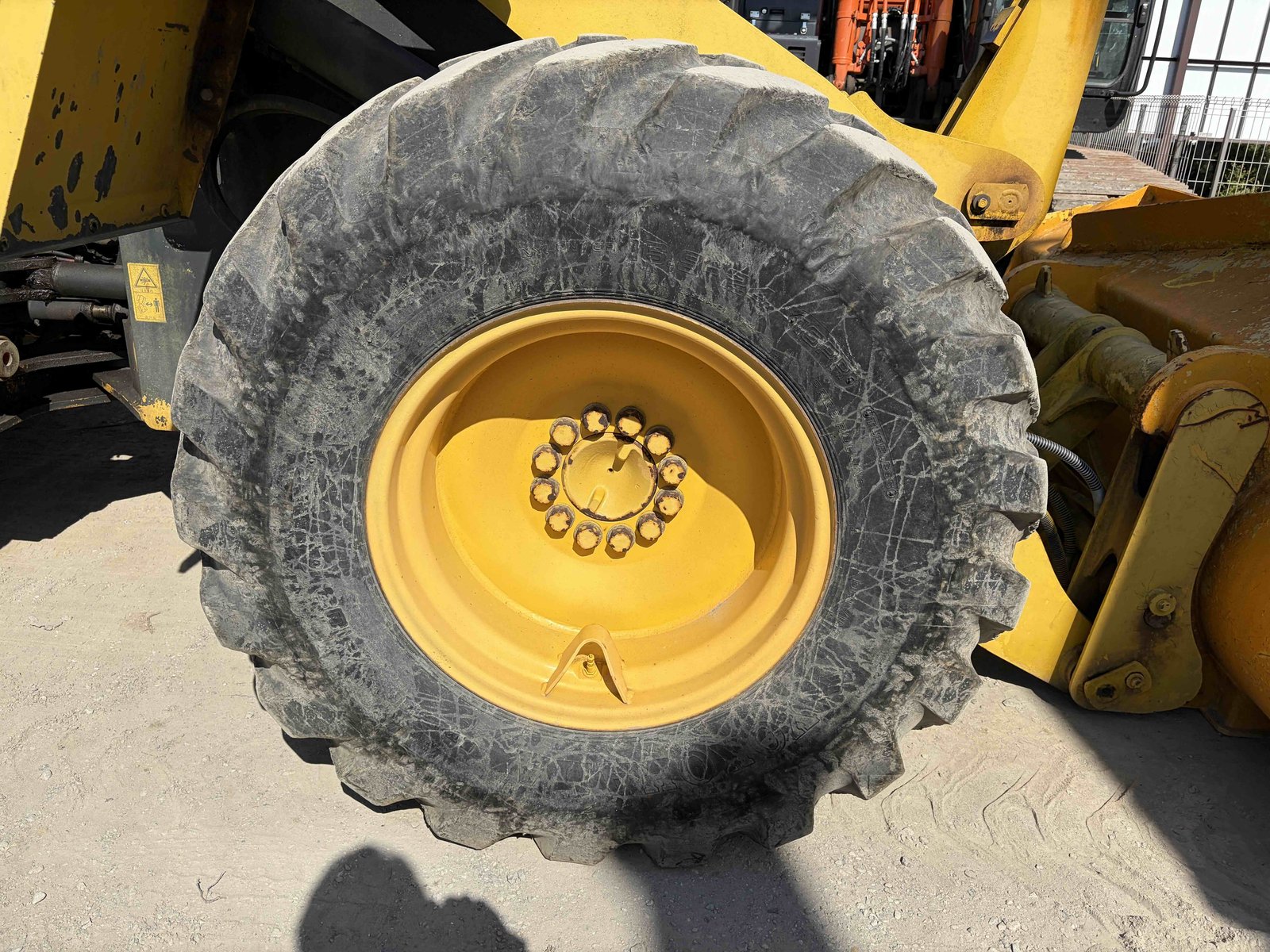 中古 コマツ WA100-3 11