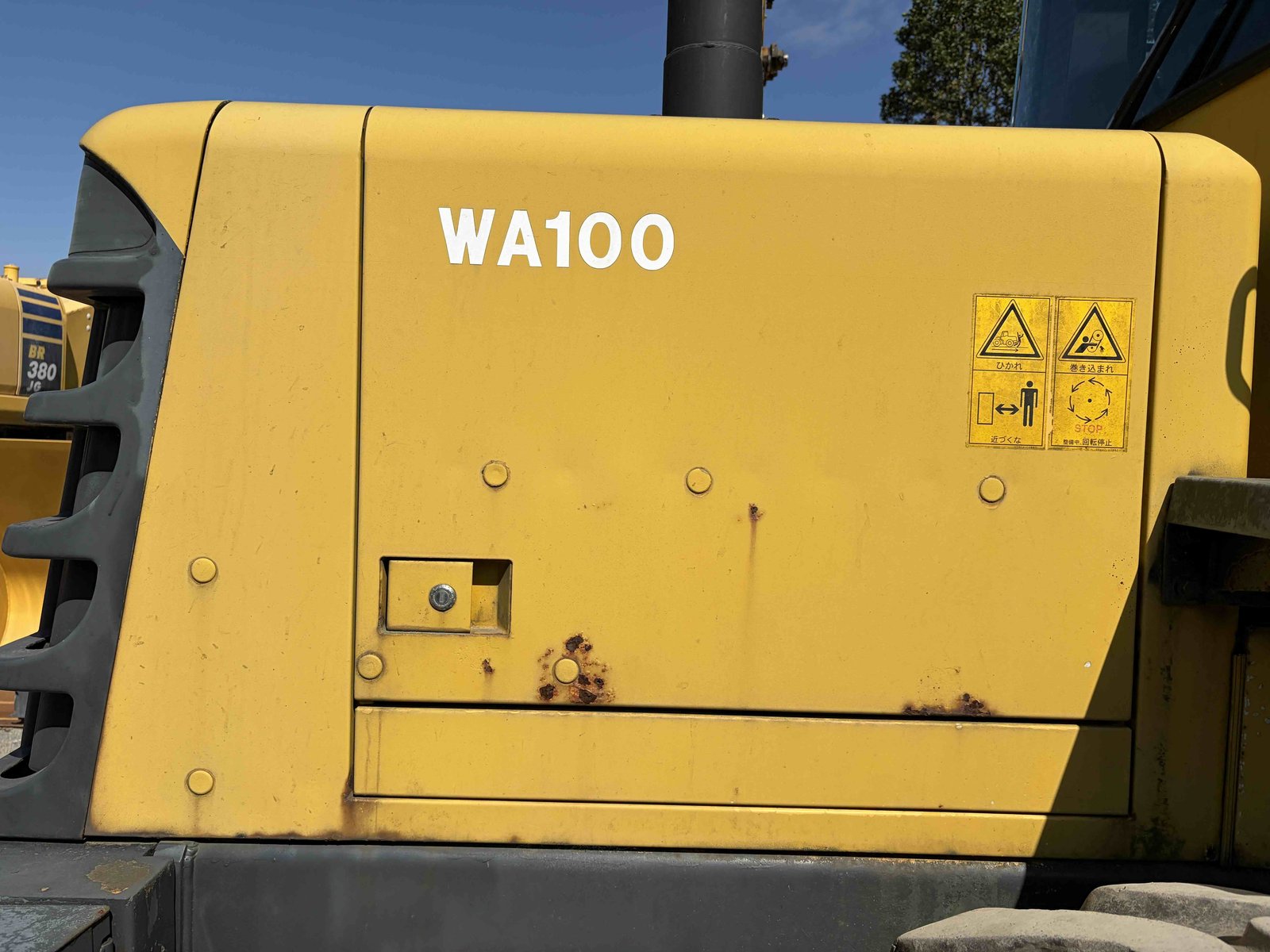 中古 コマツ WA100-3 16